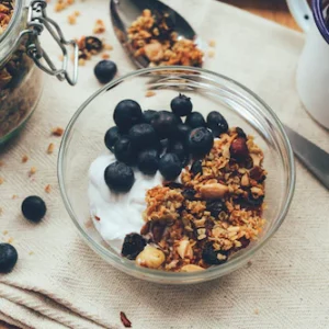 granola et yaourt